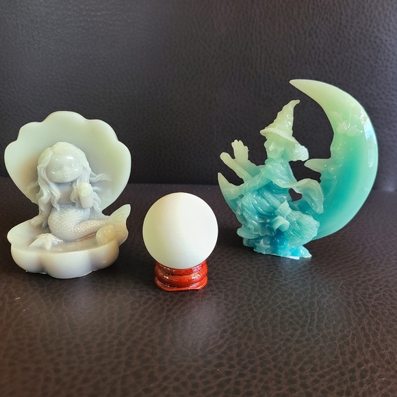 Luminous Figurines - Picture 2 of 6